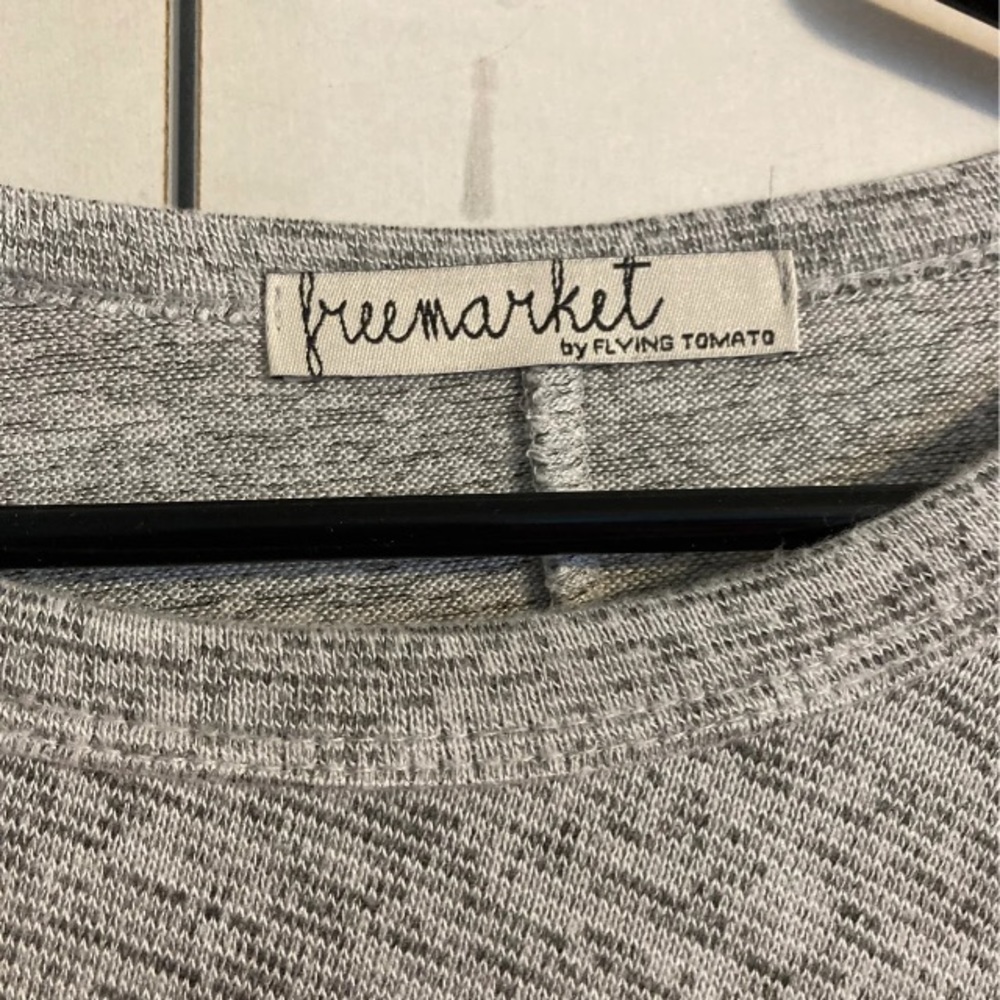 Shirt , gray , size l-xl, hardly used, like new